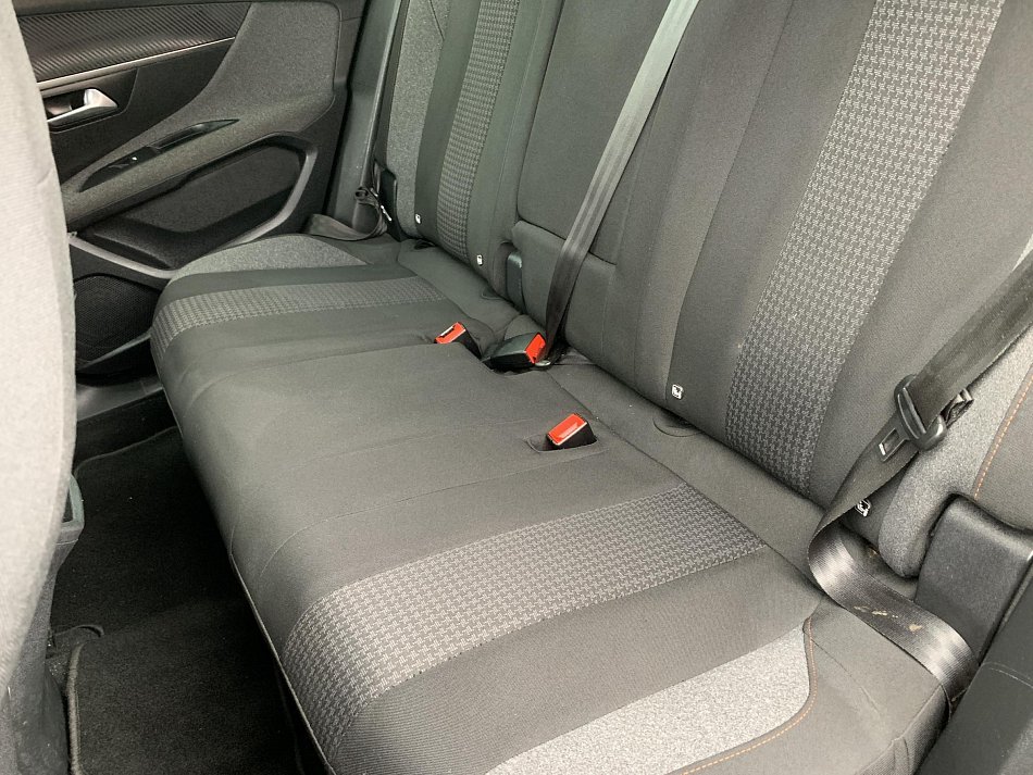 Peugeot 3008 1.5HDi Active