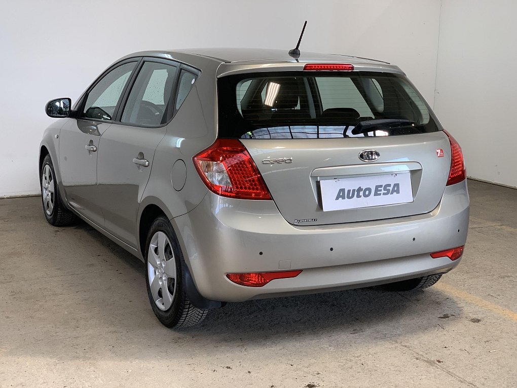 Kia Ceed 1.4CVVT 
