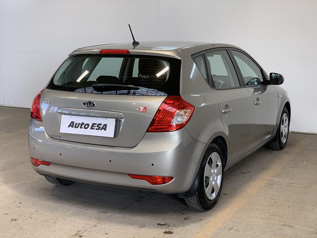 Kia Ceed 1.4CVVT 