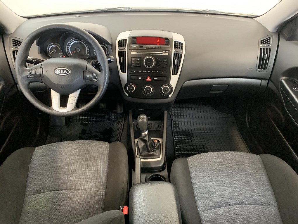Kia Ceed 1.4CVVT 