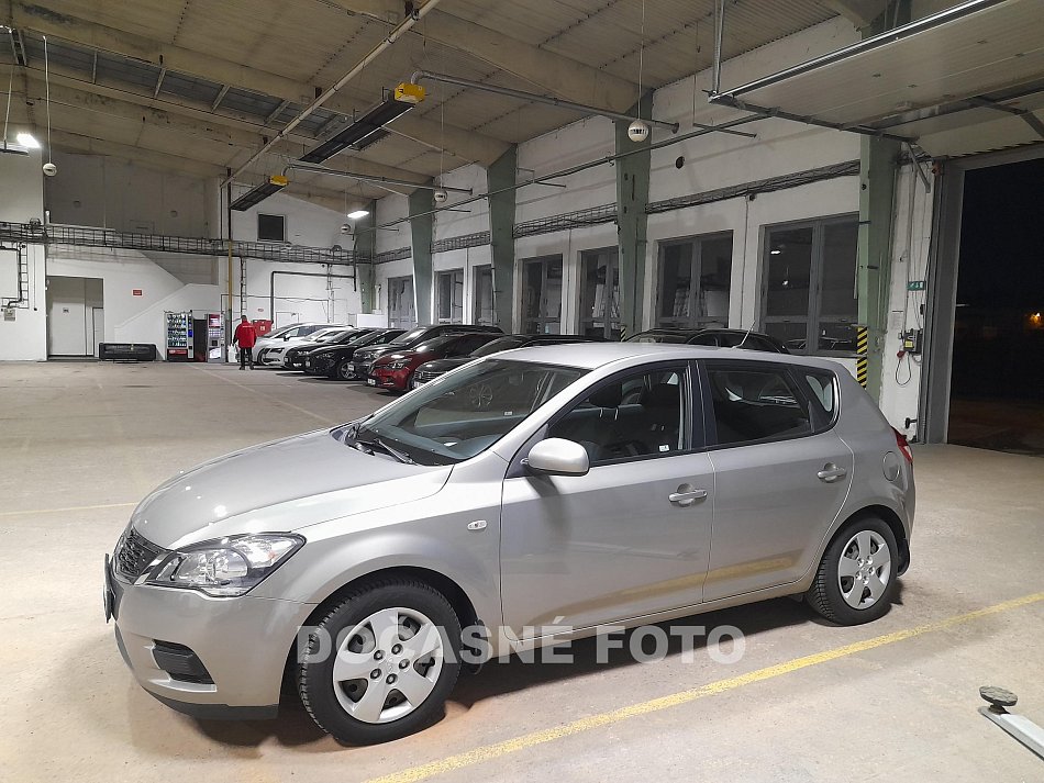 Kia Ceed 1.4i 