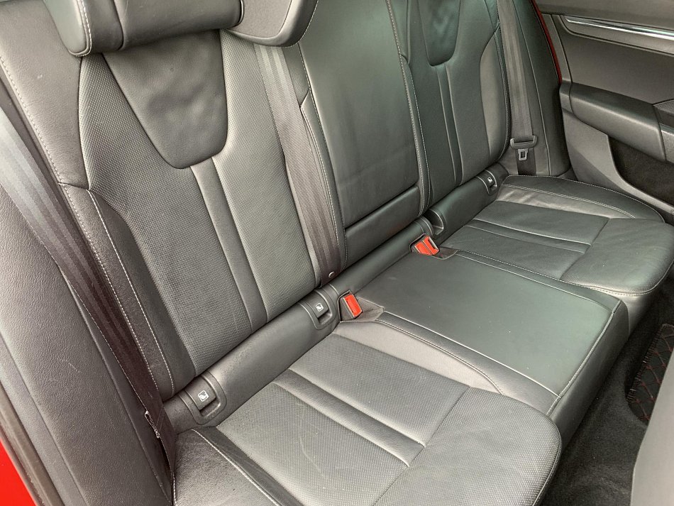 Škoda Octavia IV 2.0 TDi Style