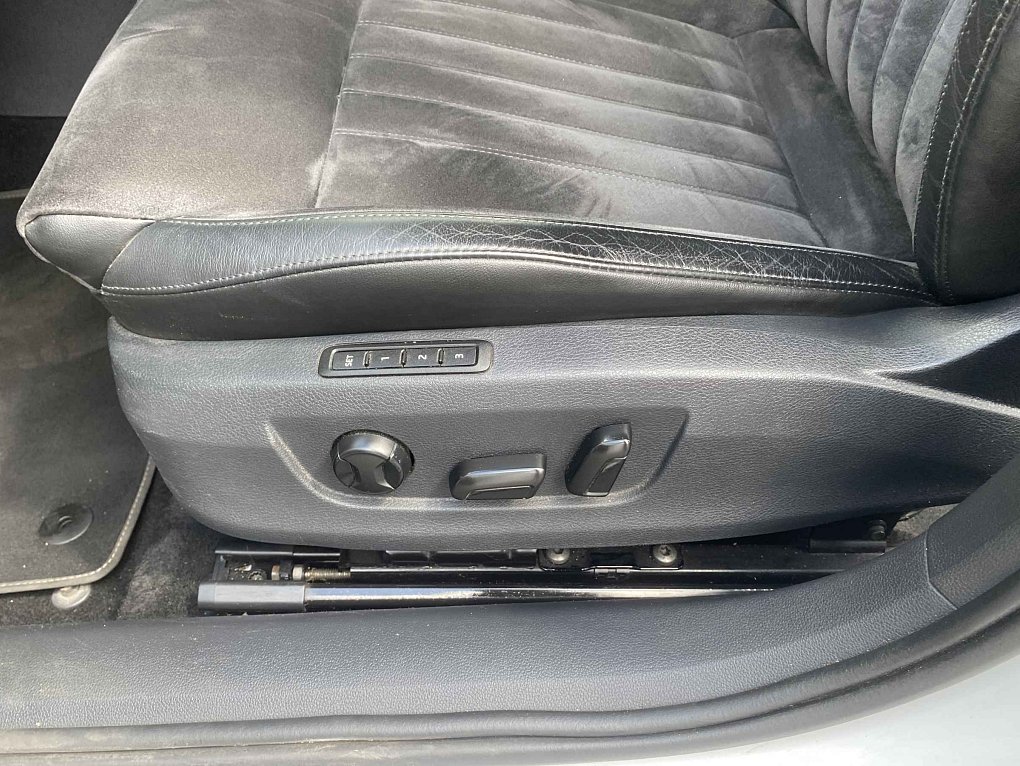 Škoda Superb III 2.0 TDi Ambition