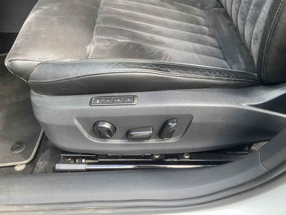 Škoda Superb III 2.0 TDi Ambition