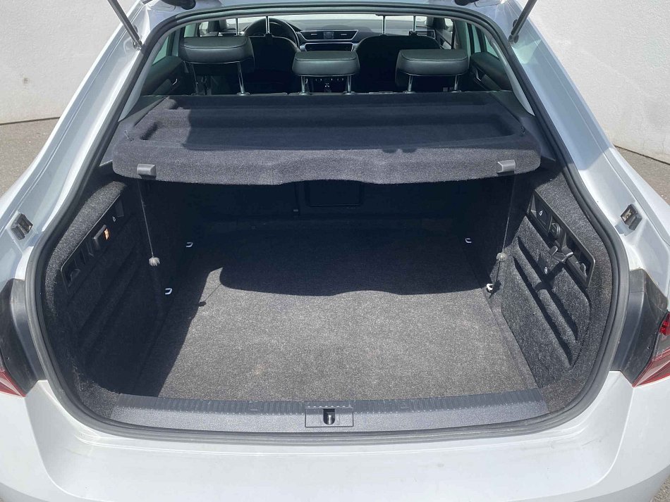 Škoda Superb III 2.0 TDi Ambition