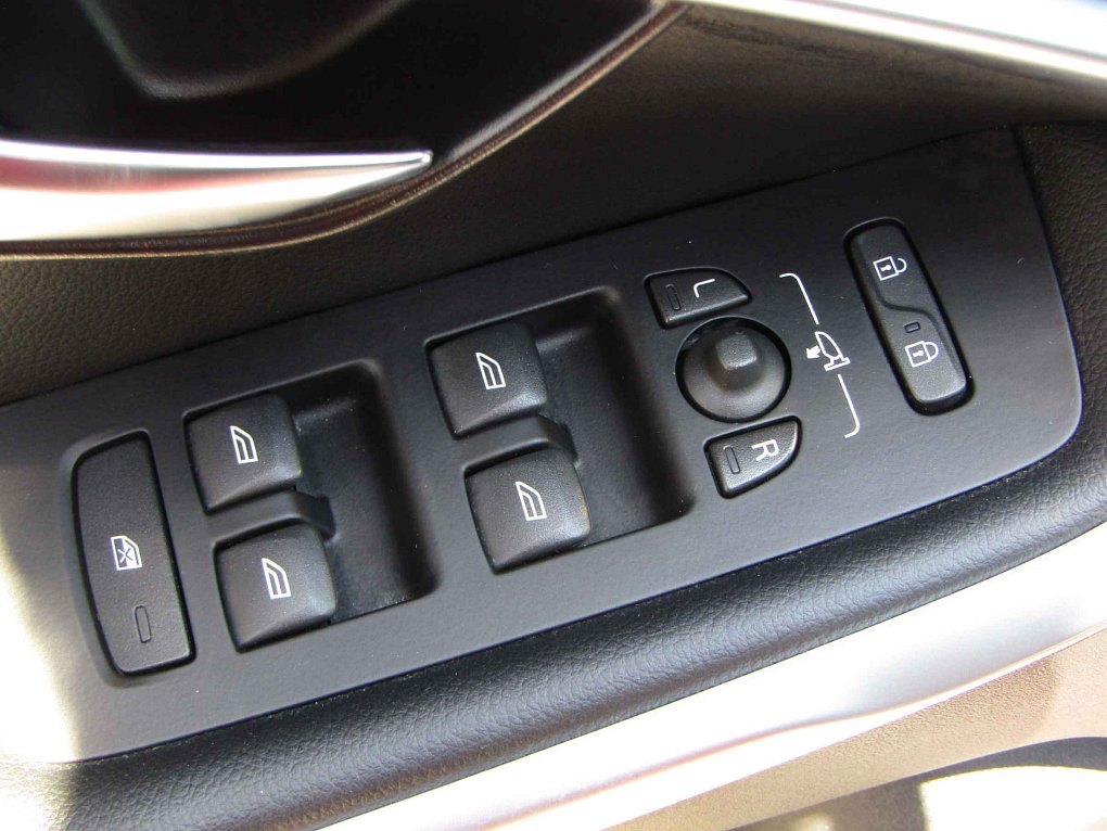 Volvo V40 2.0 D 