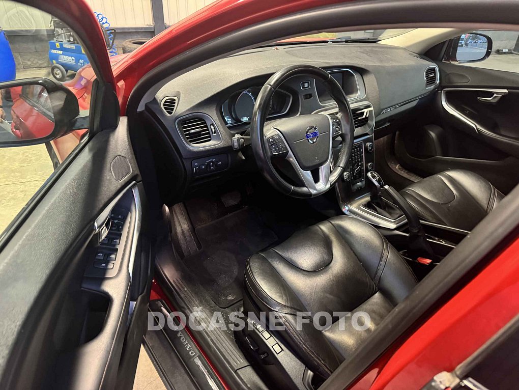 Volvo V40 2.0 D 