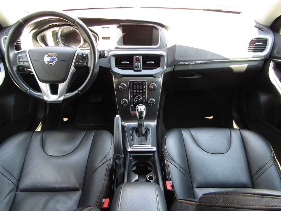 Volvo V40 2.0 D 