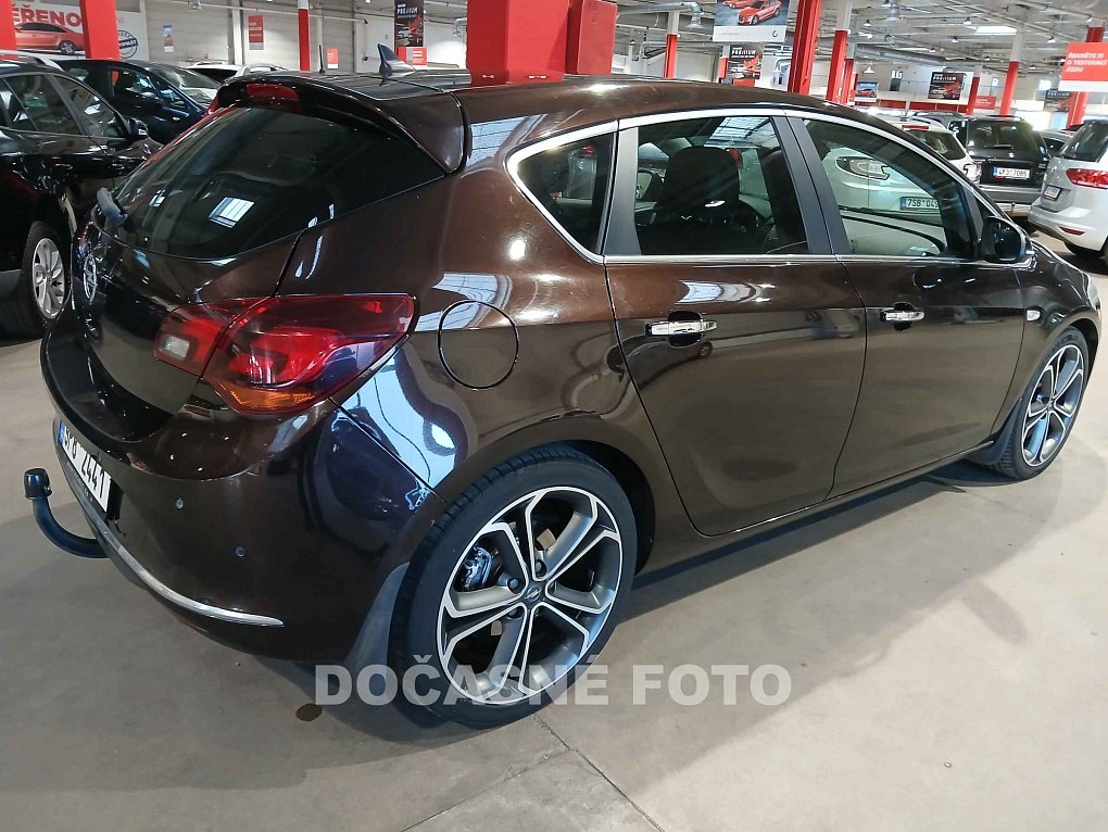 Opel Astra 1.5 