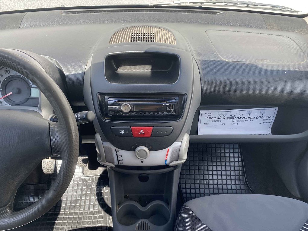 Peugeot 107 1.0i 