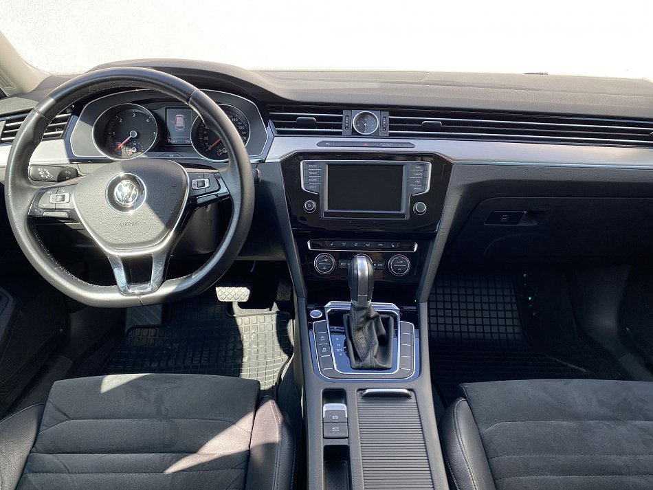 Volkswagen Passat 2.0 TDi Highline