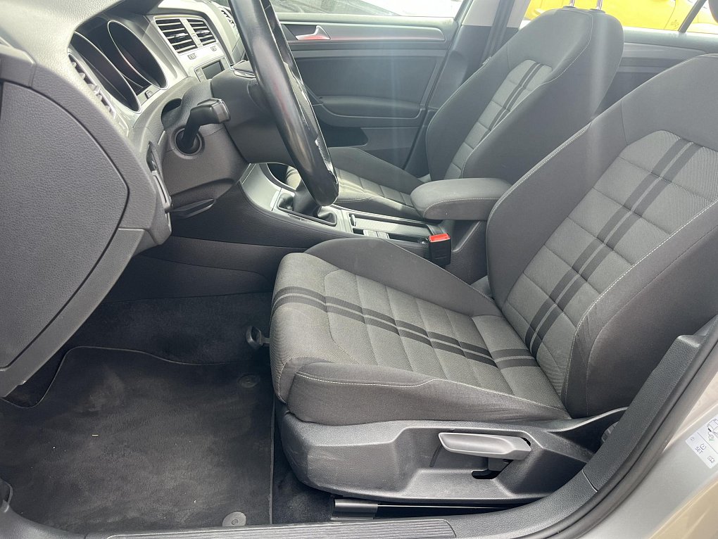 Volkswagen Golf 1.6TDi 