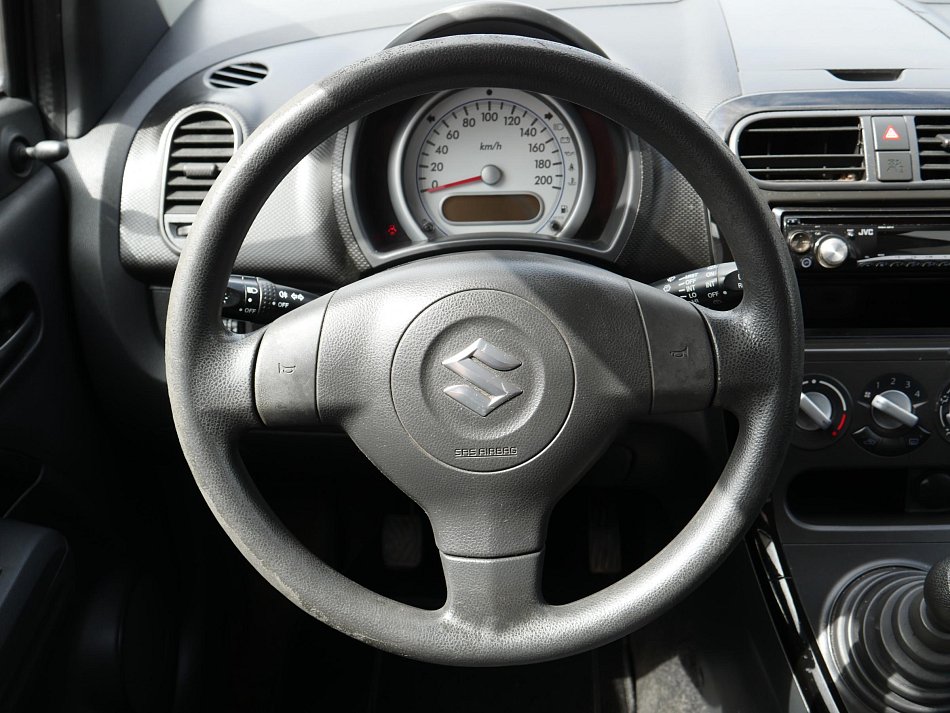 Suzuki Splash 1.0i 