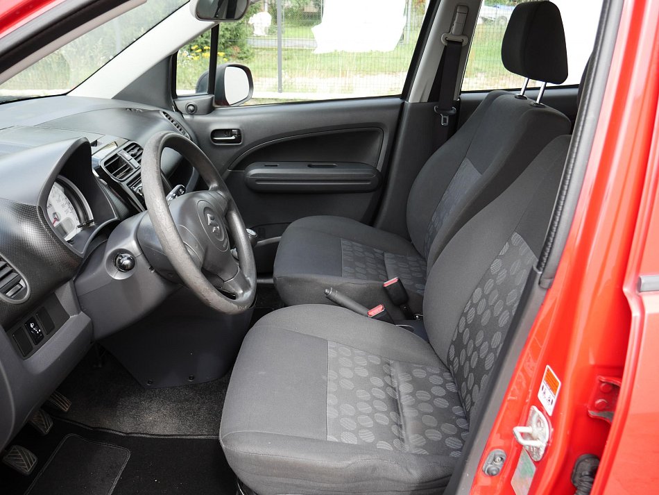 Suzuki Splash 1.0i 
