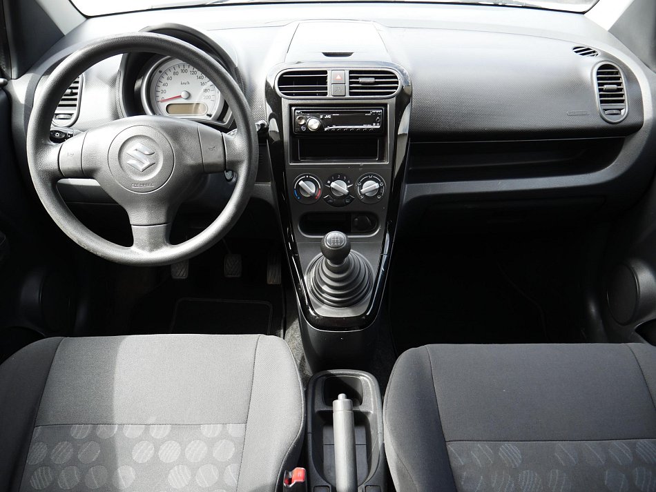 Suzuki Splash 1.0i 