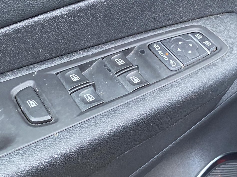 Renault Captur 1.3TCe Intense