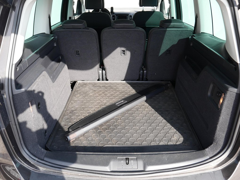 Volkswagen Sharan 2.0 TDI 