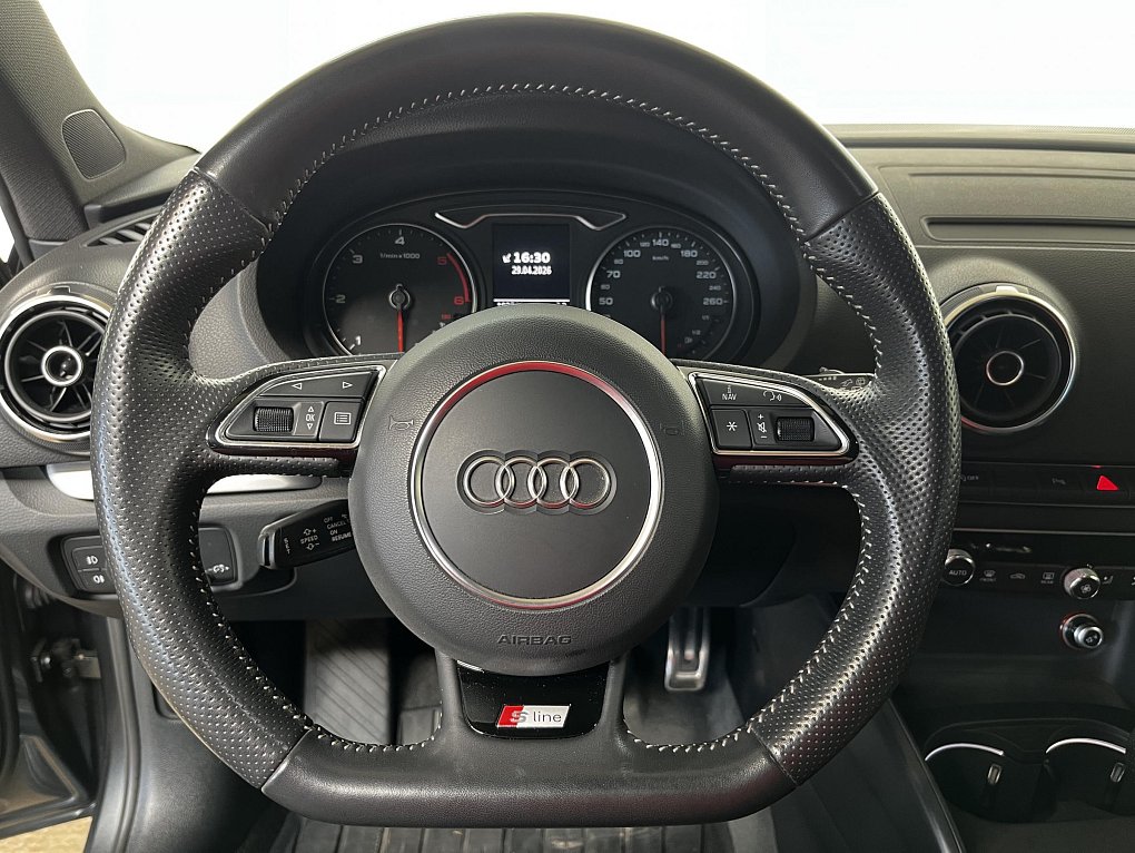 Audi A3 2.0 TDi S-line