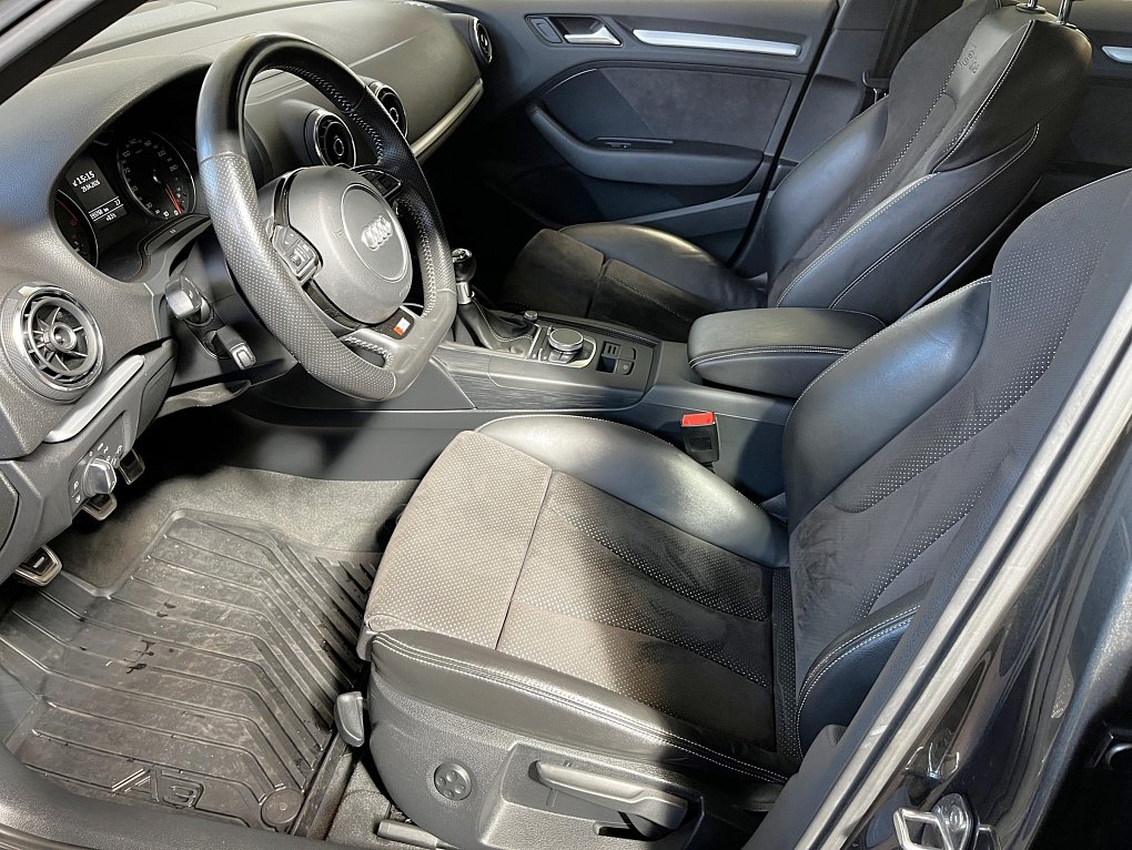 Audi A3 2.0 TDi S-line