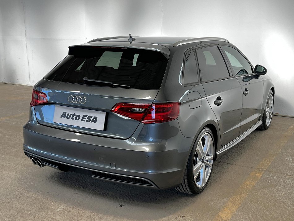 Audi A3 2.0 TDi S-line