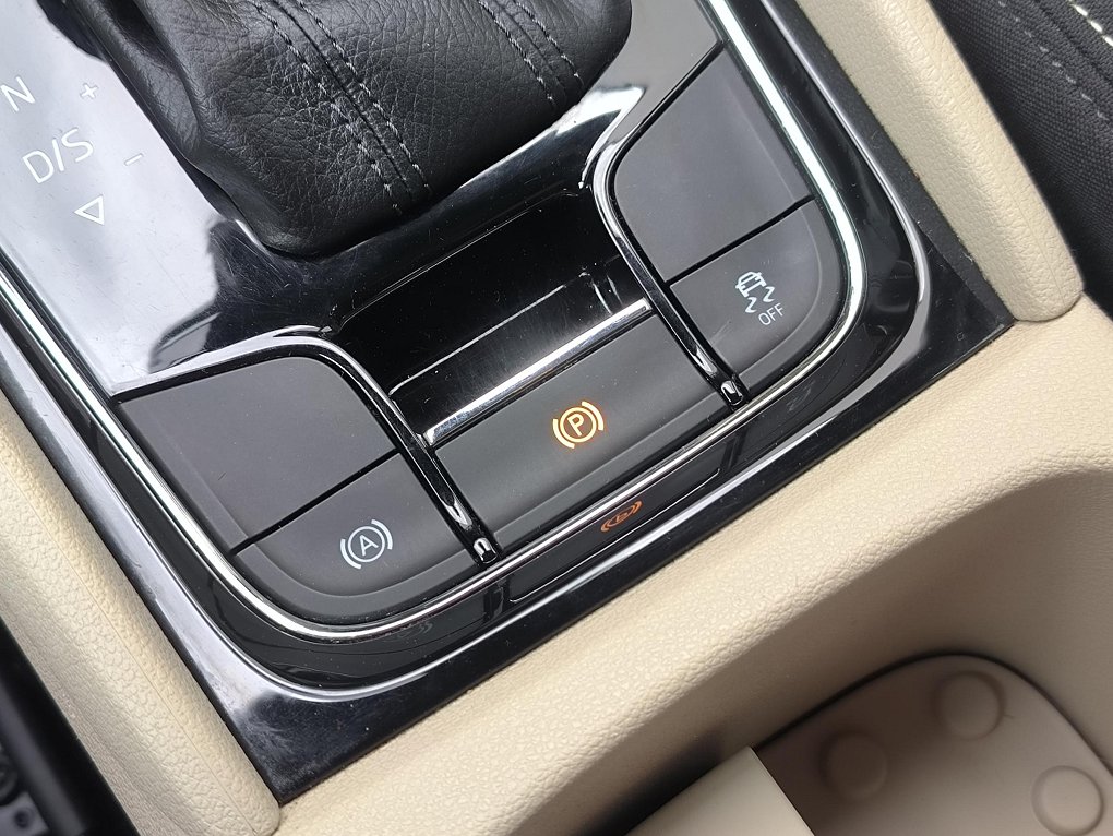 Škoda Karoq 1.5 TSi Style