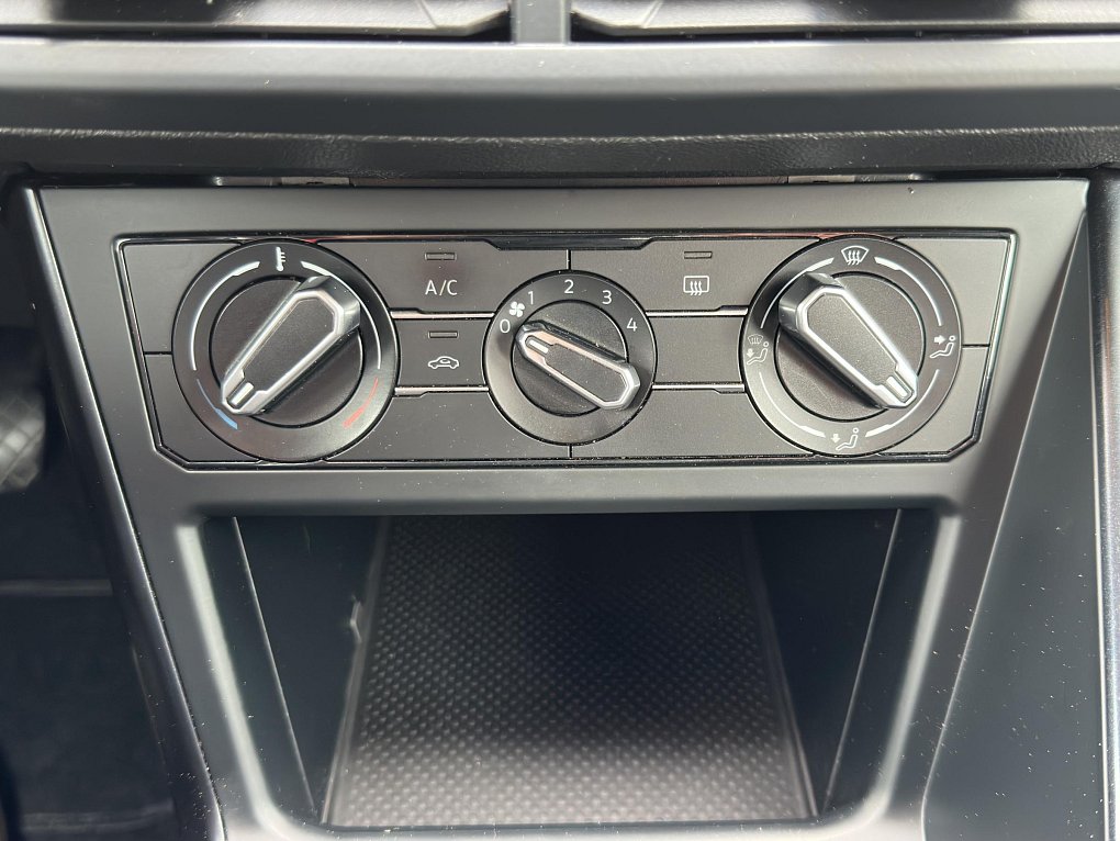 Volkswagen Polo 1.0i 