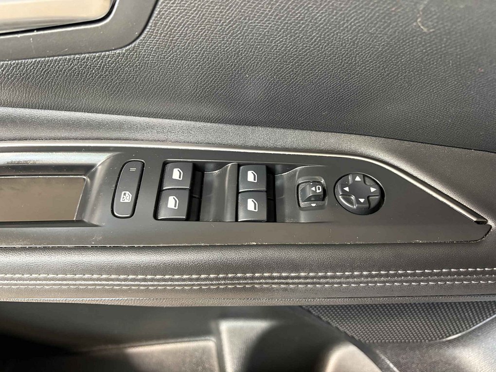 Peugeot 5008 1.5HDI 