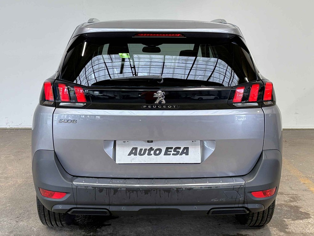 Peugeot 5008 1.5HDI 