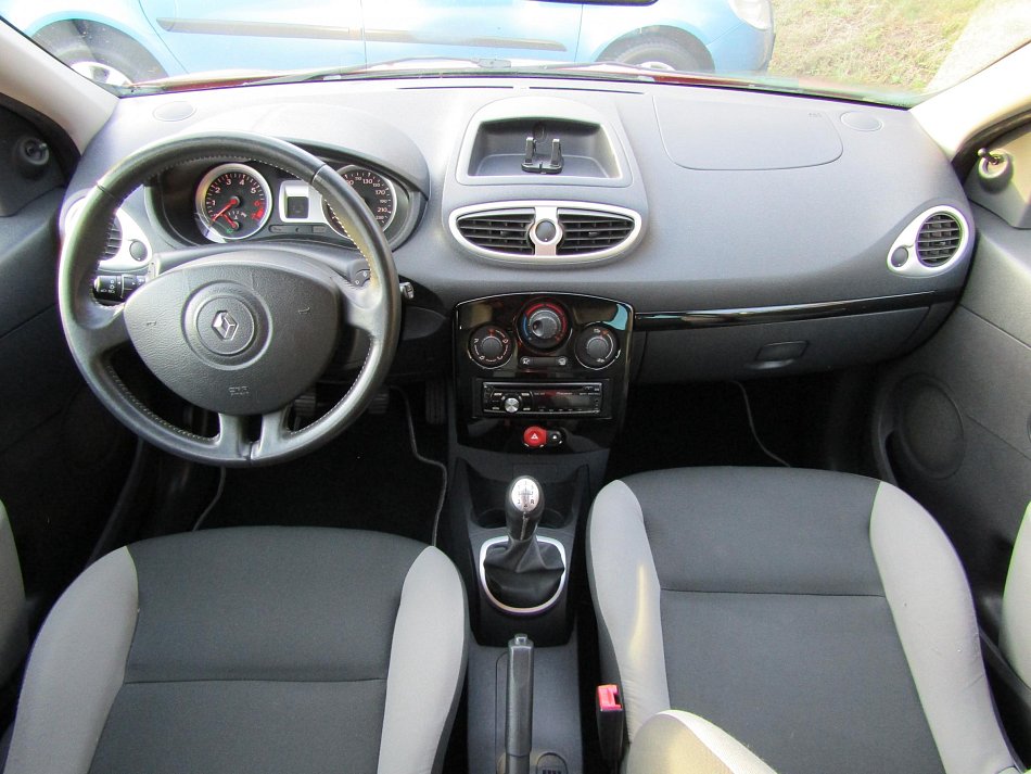 Renault Clio 1.2 i 