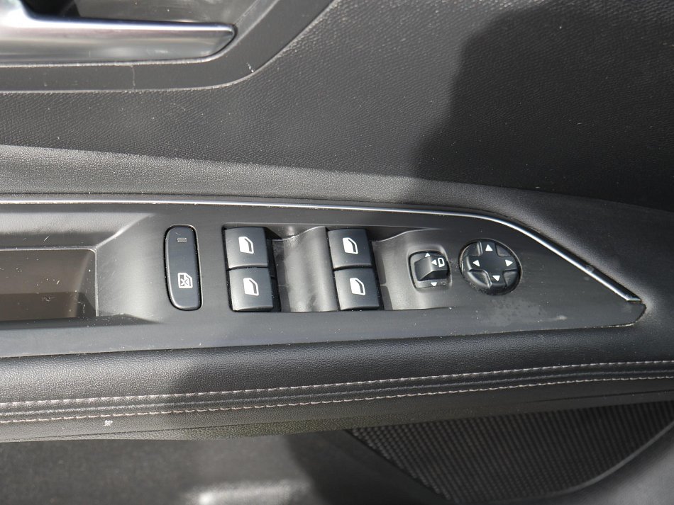 Peugeot 3008 1.5 HDi Allure