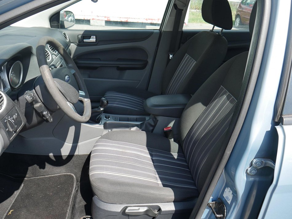 Ford Focus 1.6 i 