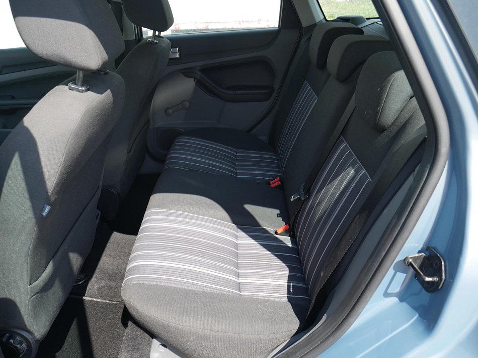 Ford Focus 1.6 i 