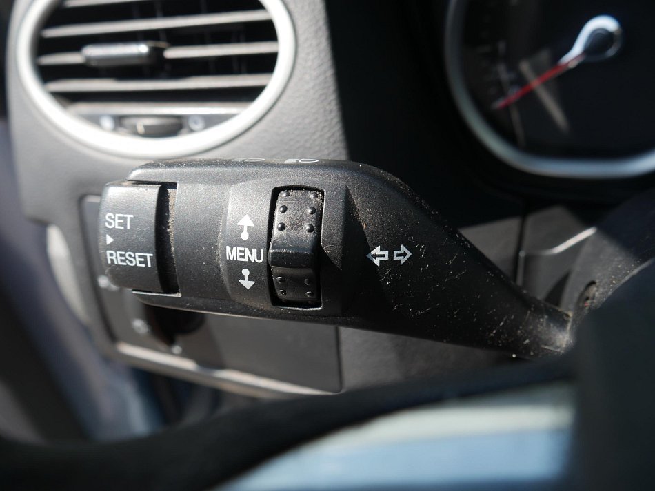 Ford Focus 1.6 i 