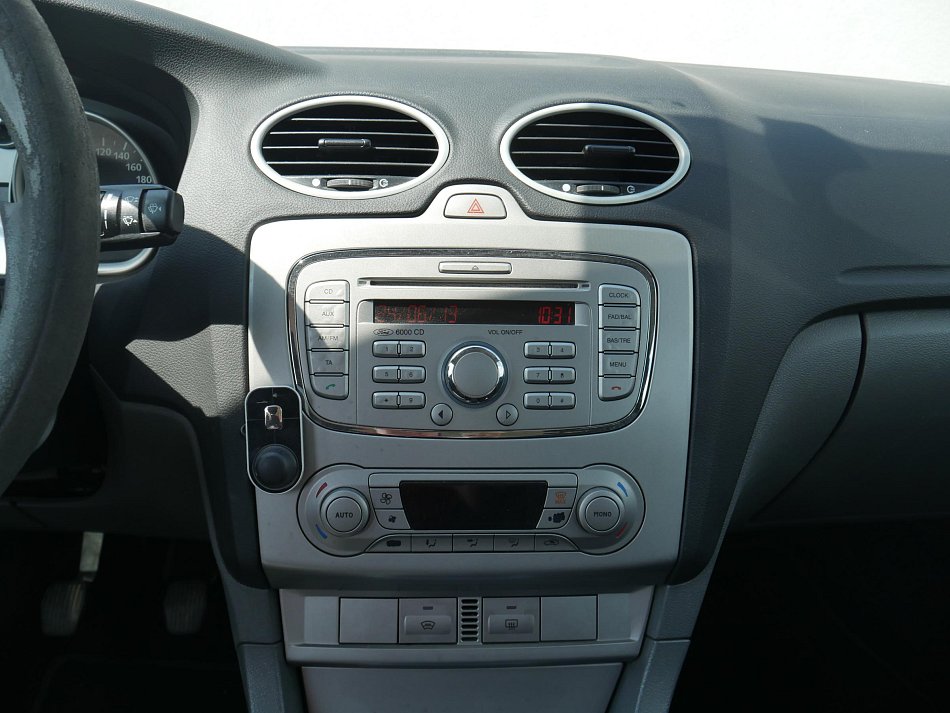 Ford Focus 1.6 i 