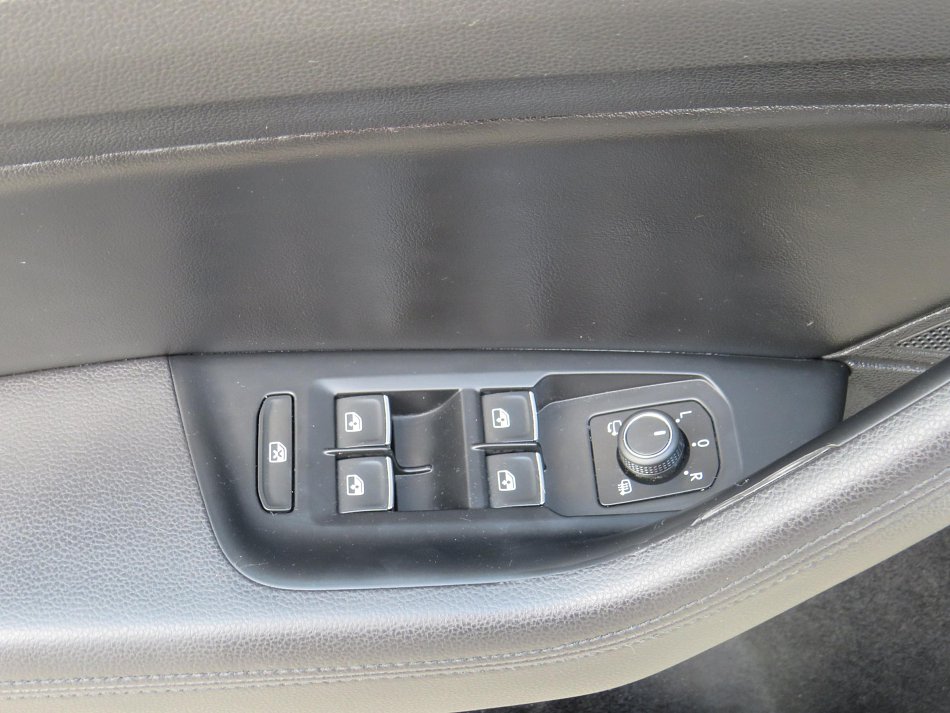 Volkswagen Passat 2.0TDi Highline 4Motion