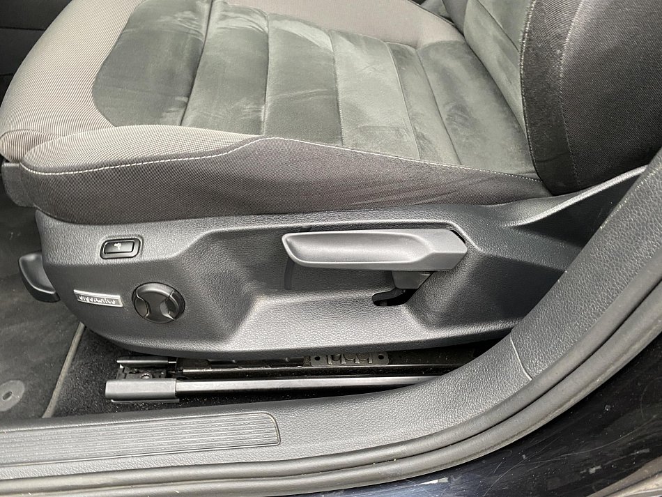 Volkswagen Golf 1.5 TSi Highline