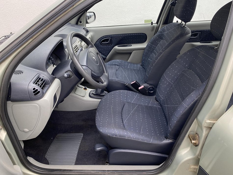 Renault Thalia 1.4i 