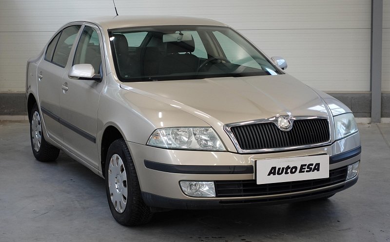 Škoda Octavia II 1.6 i Ambiente