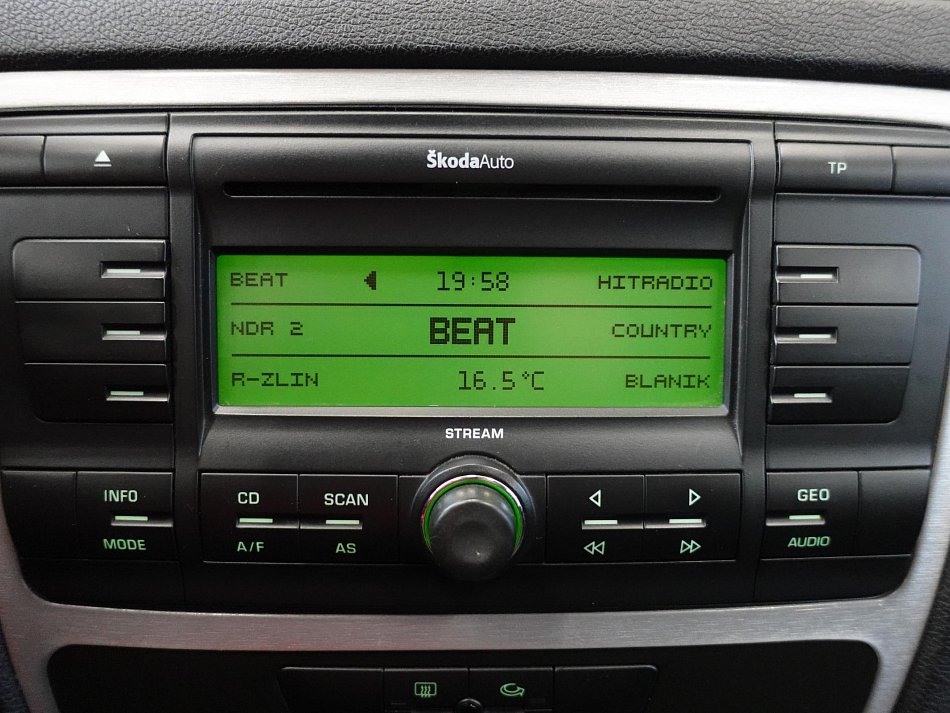 Škoda Octavia II 1.6 i Ambiente