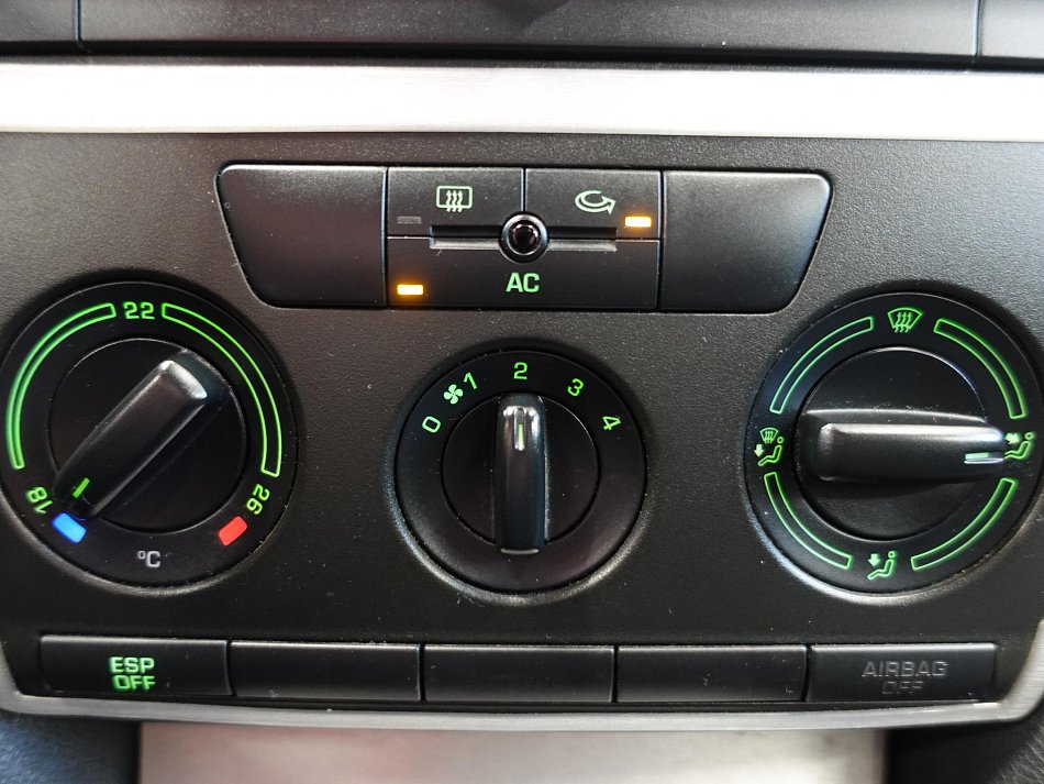 Škoda Octavia II 1.6 i Ambiente