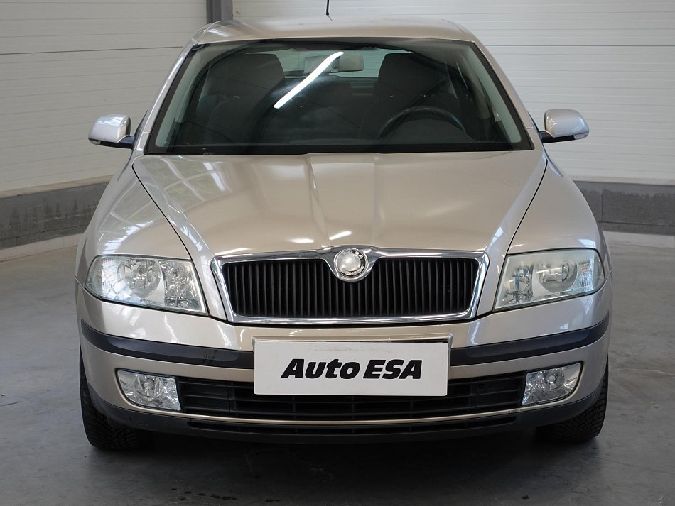 Škoda Octavia II 1.6 i Ambiente
