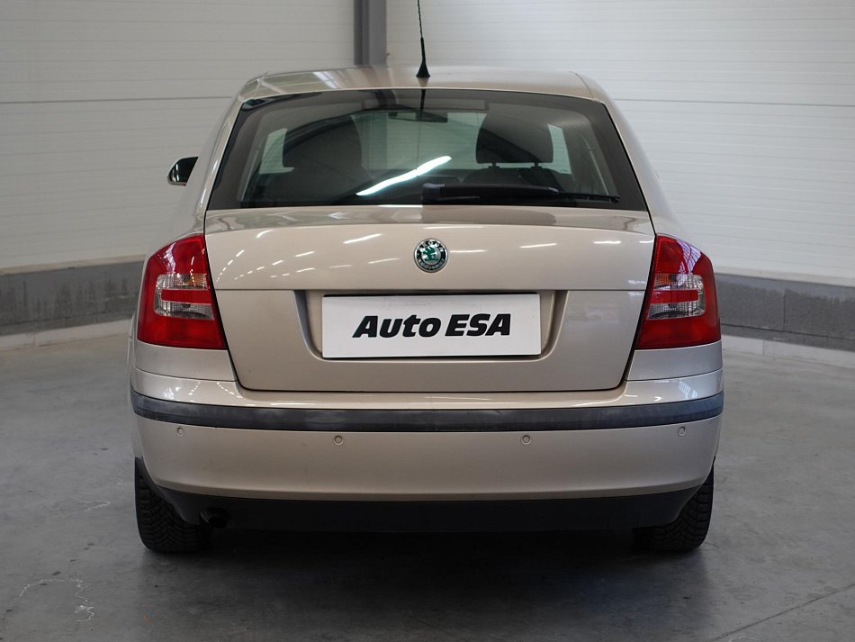 Škoda Octavia II 1.6 i Ambiente