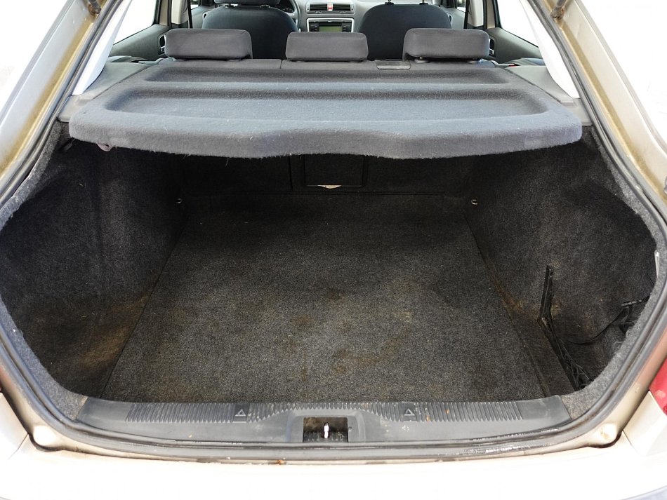 Škoda Octavia II 1.6 i Ambiente