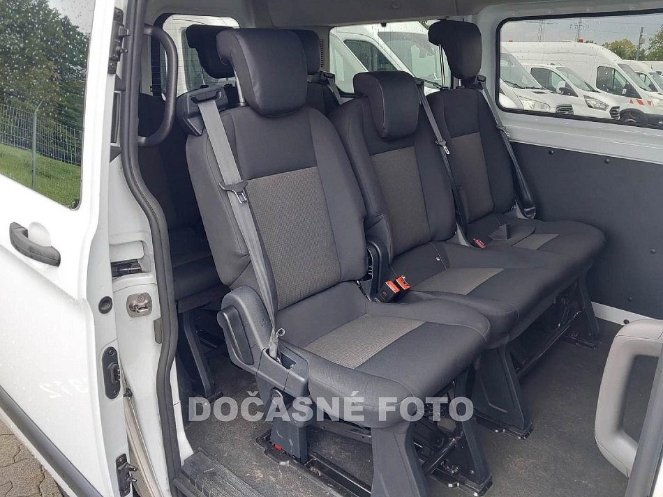 Ford Transit Custom 2.0TDCi  L1H2 9míst