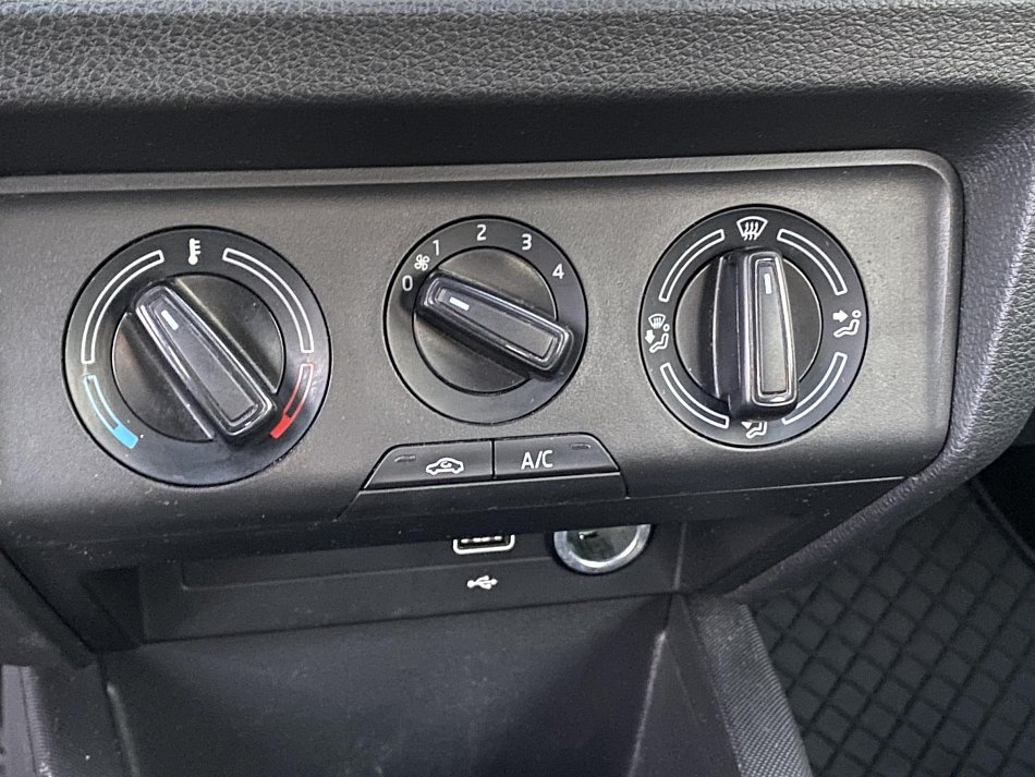 Škoda Fabia III 1.0 TSi Ambition