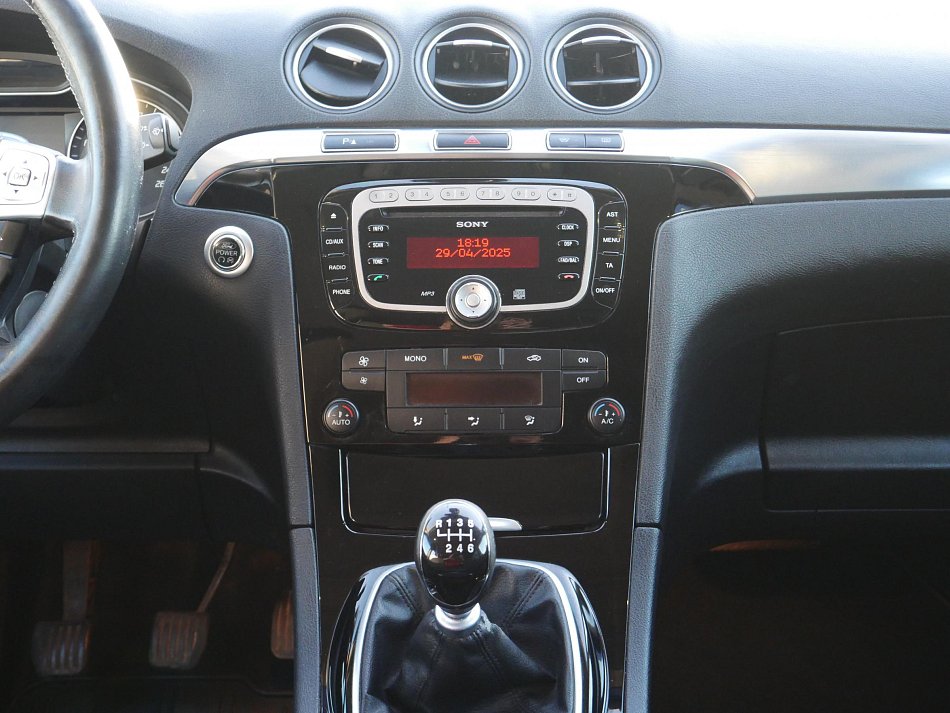 Ford S-MAX 2.0 TDCi Titanium