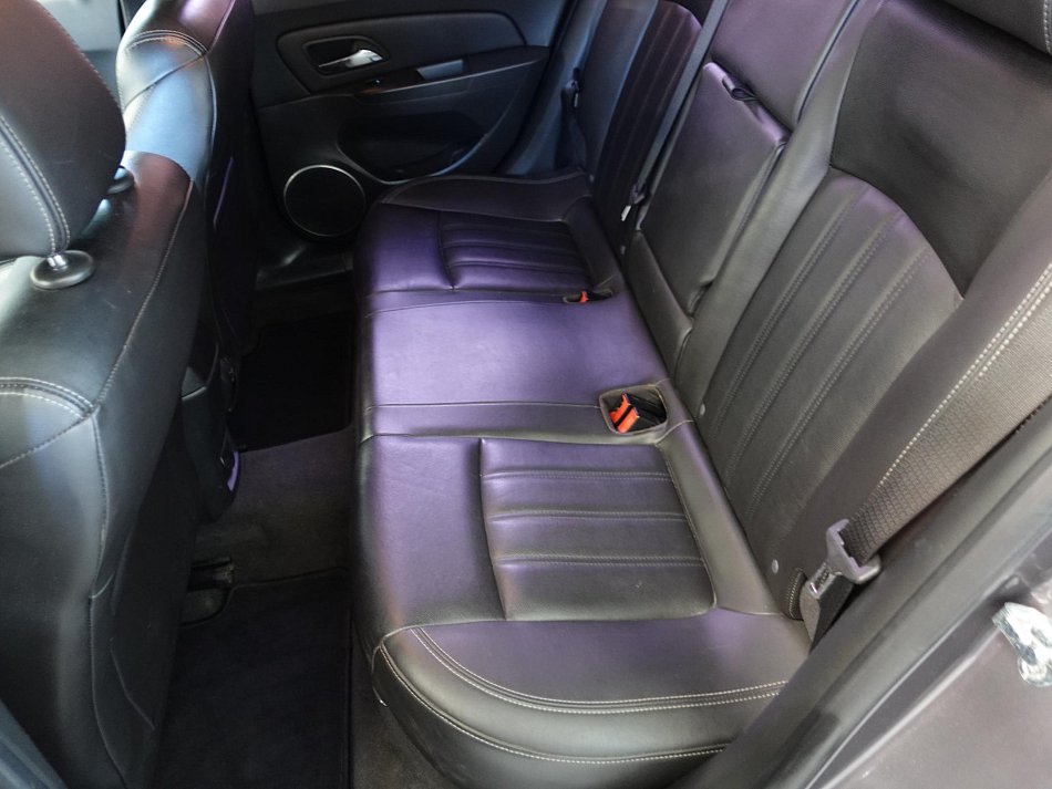 Chevrolet Cruze 1.4 T LTZ