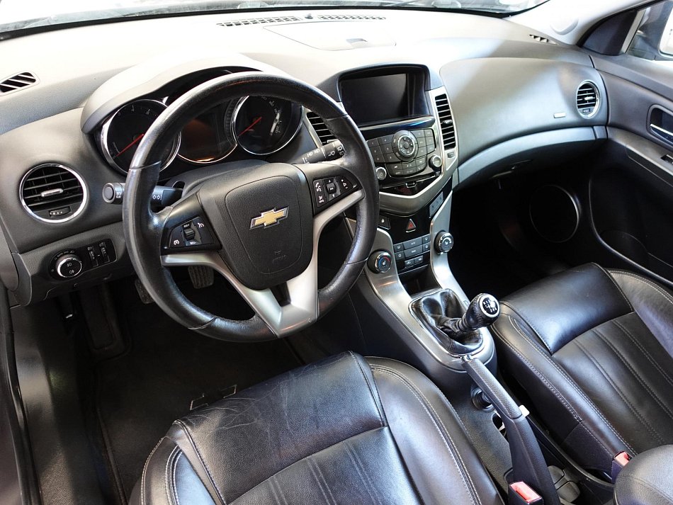Chevrolet Cruze 1.4 T LTZ