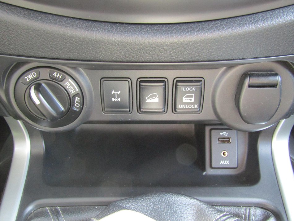 Nissan Navara 2.3dCi  4x4