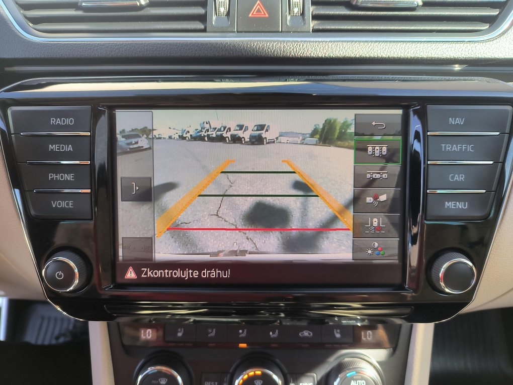 Škoda Superb III 2.0 TDi L&K